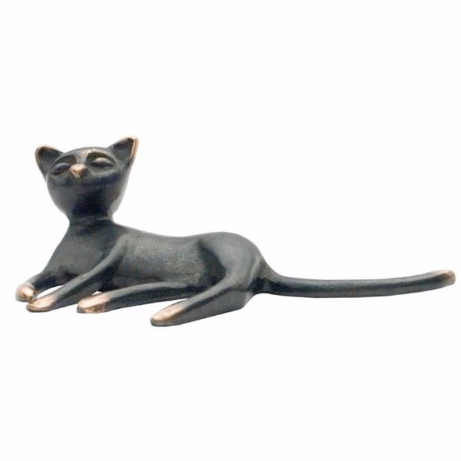 Bronze figur liggende kat