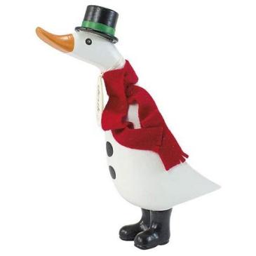 Dcuk snemand med høj hat, rødt halstørklæde og sorte støvler