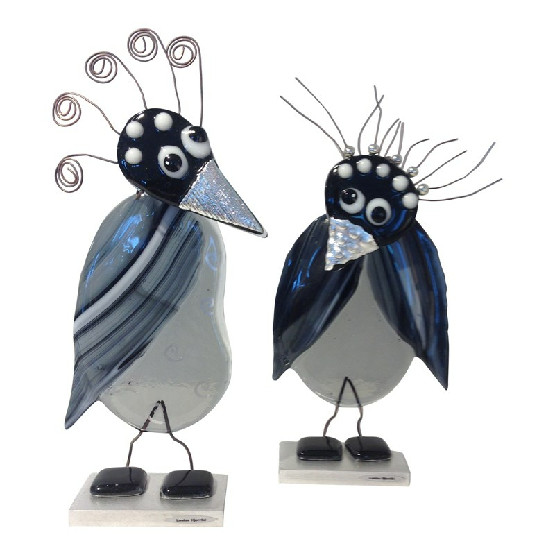 Billede af Glasfigur sjov fugl i sort. Vælg mellem to forskellige glasfugle eller køb sættet, fra 340 kr. - glasfugl Venstre