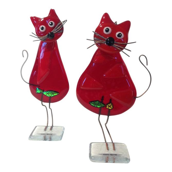 Glasfigurer - katte i rødt glas med fisk i maven, sæt
