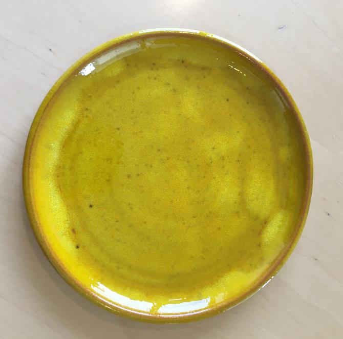 Gul håndlavet keramik tallerken Ø 20 cm
