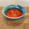 Orange og turkis keramik skål ca. Ø17/8 cm høj håndlavet