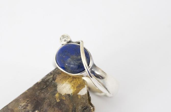 Sølvring med blå lapis Starry Night Rabinovich smykker