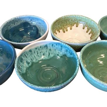 Håndlavet keramik skål - mange farver